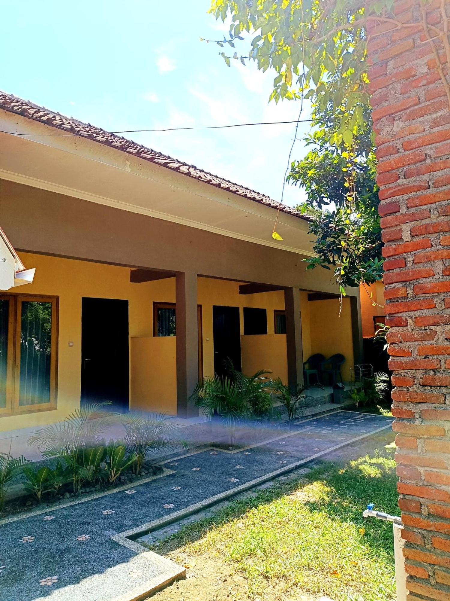 Honey Home Kuta  Екстер'єр фото